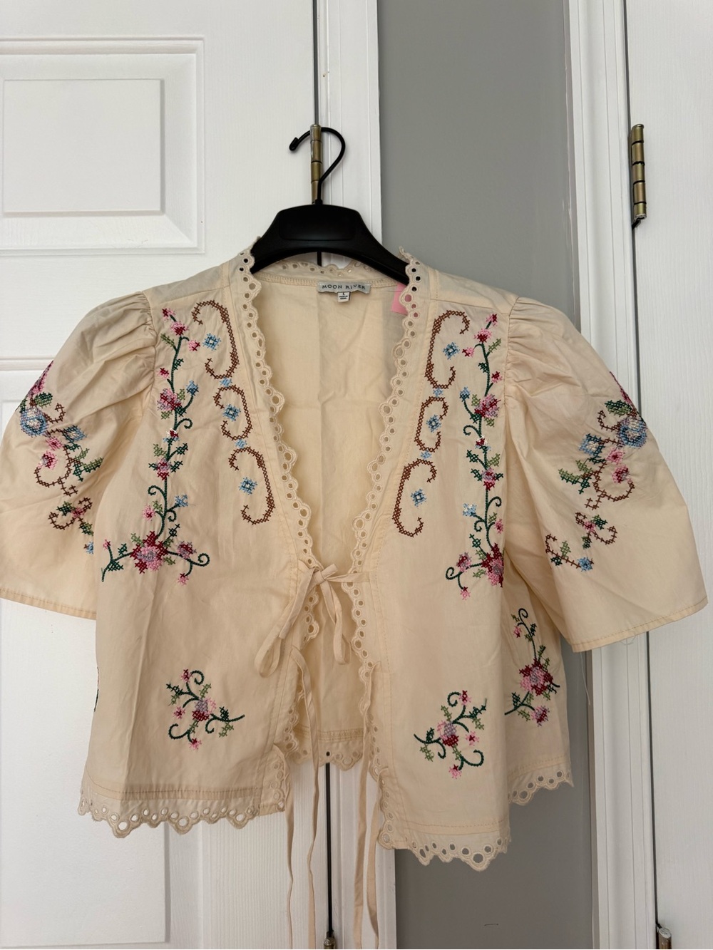 Moon River Ivory Embroidered Cross Stitch Midi Skirt & Top 2-piece set L NWOT - Picture 4 of 9
